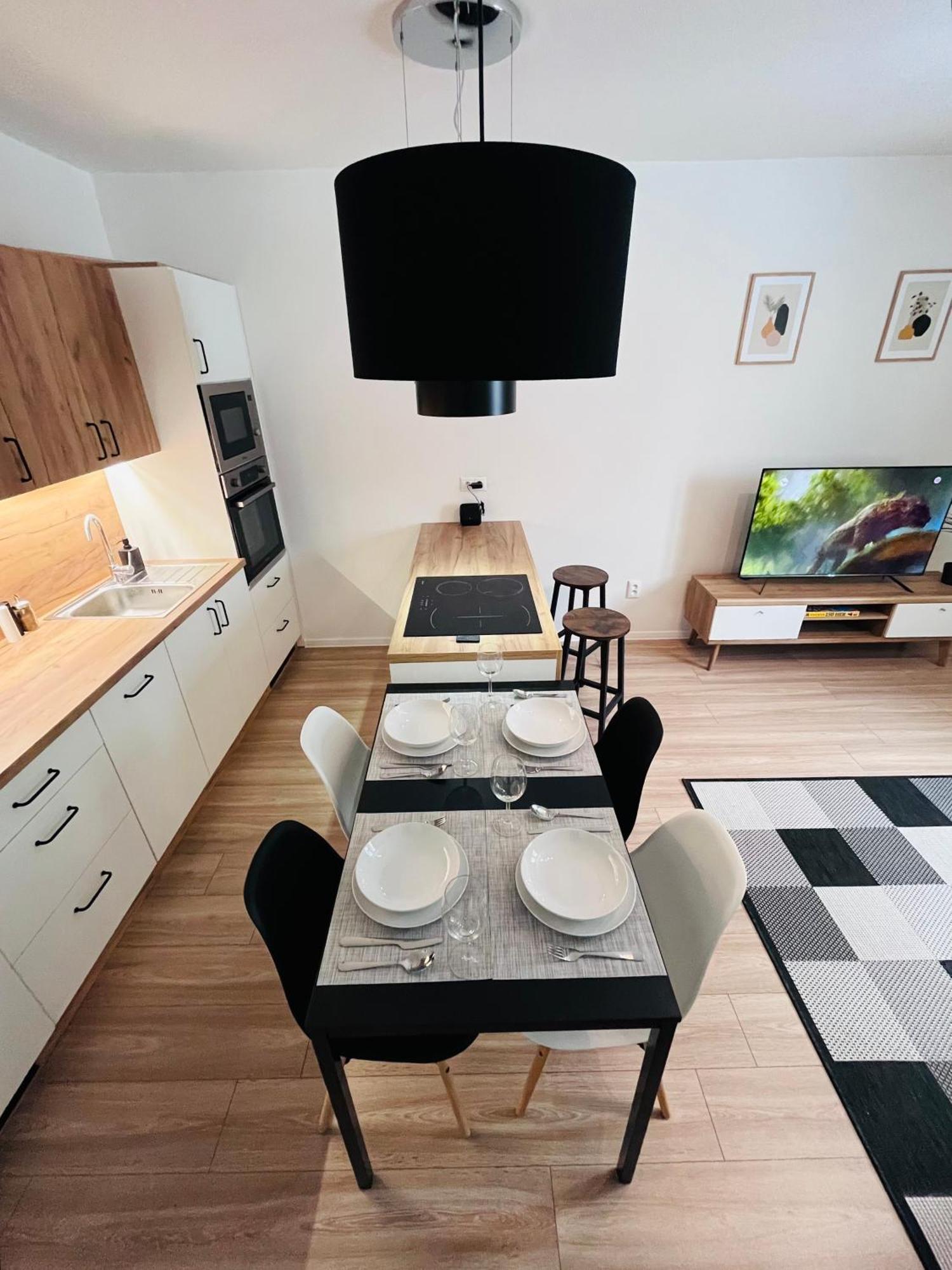 Nordic House Apartment Zavazna Poruba Exterior photo